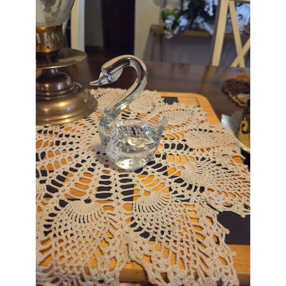 Vintage clear art glass swan figurine Paperweight with controlled bubbles